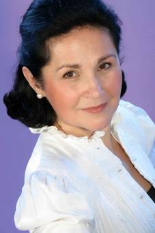http://kulturszalon.hu/sites/default/files/field/image/PittiKatalin_0.jpg
