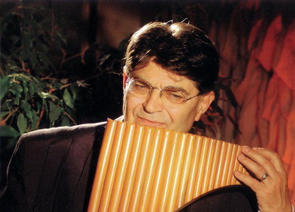 http://kulturszalon.hu/sites/default/files/field/image/SteveTaylorSzabo_0.jpg